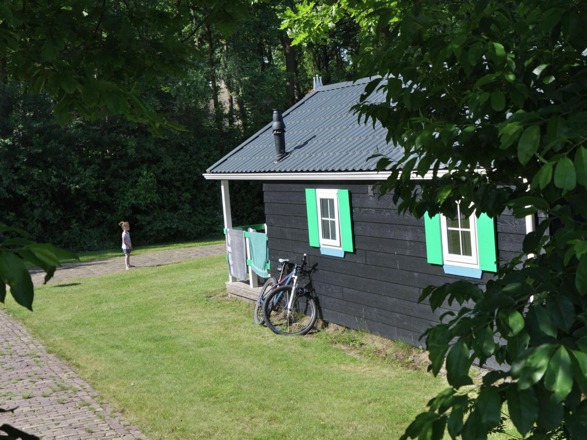 Chalet With Dishwasher, In Natural Environment IJhorst Eksteriør billede